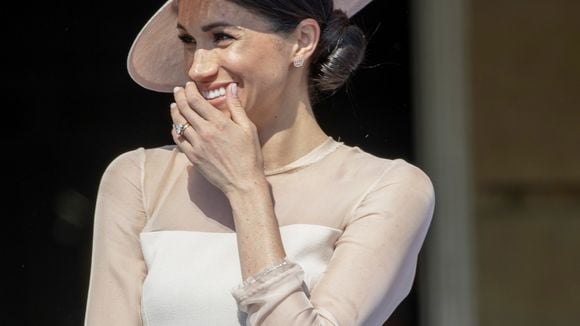 Prince Harry attaqué en plein discours, Meghan Markle hilare