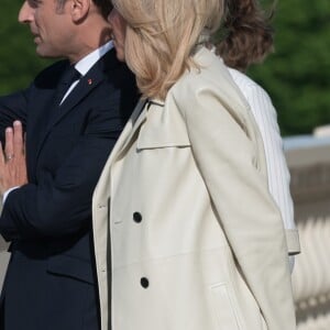 Vladimir Poutine accueille le président Emmanuel Macron et sa femme Brigitte au palais Constantin à Strelna, près de Saint-Petersbourg le 24 mai 2018 © Jacques Witt / Pool / Bestimage