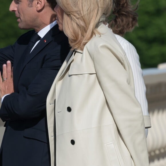 Vladimir Poutine accueille le président Emmanuel Macron et sa femme Brigitte au palais Constantin à Strelna, près de Saint-Petersbourg le 24 mai 2018 © Jacques Witt / Pool / Bestimage