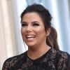 Eva Longoria enceinte reçoit son étoile sur le Walk Of Fame à Hollywood, le 16 avril 2018
