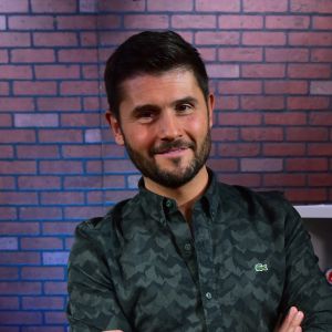 Exclusif - Christophe Beaugrand lors d'une interview donnée pour Purepeople dans les locaux de Webedia à Levallois Perret le 17 novembre 2017. © Giancarlo Gorassini / Bestimage