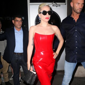 Lady Gaga et son petit ami Christian Carino quittent le studio d'enregistrement à New York. Le 29 mai 2018.