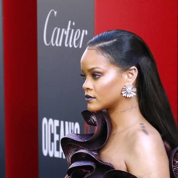 Rihanna (robe Givenchy) à la première du film 'Ocean's 8' à New York, le 5 juin 2018 © Charles Guerin/Bestimage