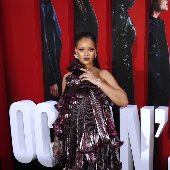 Rihanna (robe Givenchy) à la première du film 'Ocean's 8' à New York, le 5 juin 2018 © Charles Guerin/Bestimage