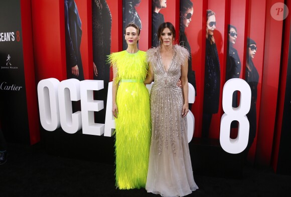 Sarah Paulson et Sandra Bullock à la première du film 'Ocean's 8' à New York, le 5 juin 2018 © Charles Guerin/Bestimage