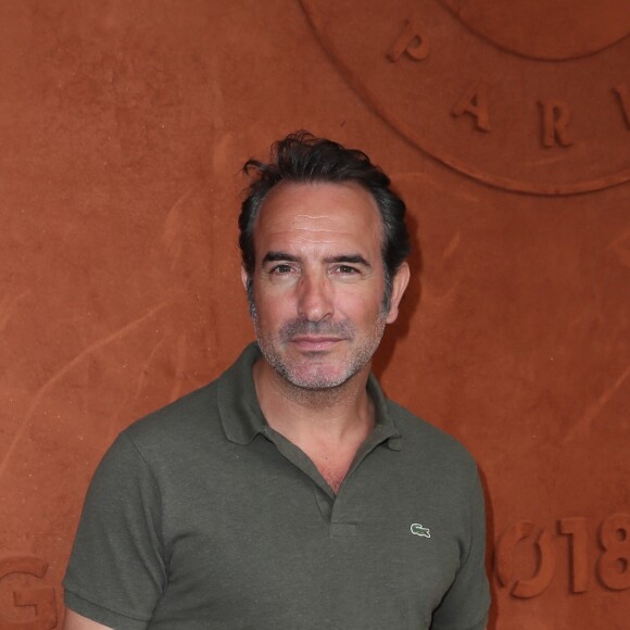 Jean Dujardin - Les célébrités au village des Internationaux de Tennis de Roland Garros à Paris, le 10 juin 2018. © Jacovides/Moreau/Bestimage