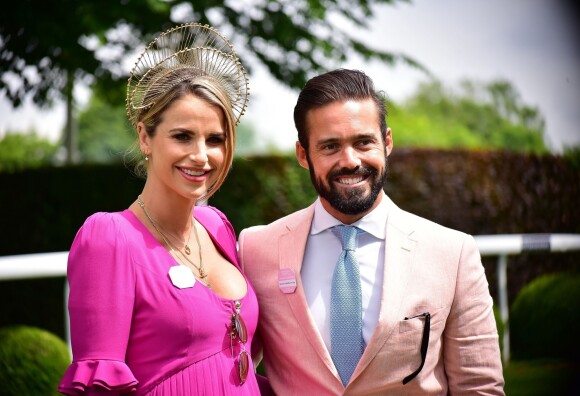 Spencer Matthews et sa compagne Vogue Williams - Les célébrités lors du Derby Investec d'Epsom le 1er juin 2018