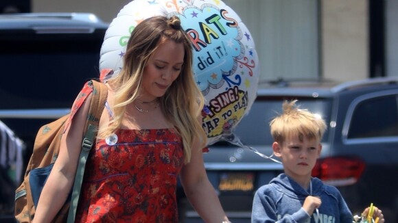 Hilary Duff enceinte : Comment son fils a réagi et a (déjà) choisi le prénom...