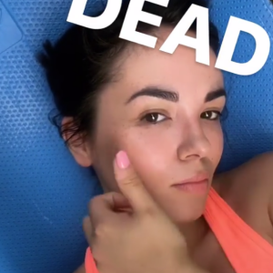 Agathe Auproux (Touche pas à mon poste) s'affiche au naturel sur Instagram, le 15 juin 2018.