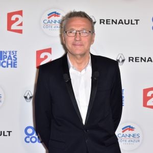 Laurent Ruquier au photocall lors de l'enregistrement de l'émission "On n'est pas couché" à la Villa Domergue lors du 70e Festival International du Film de Cannes, France, le 24 mai 2017. © Giancarlo Gorassini/Bestimage