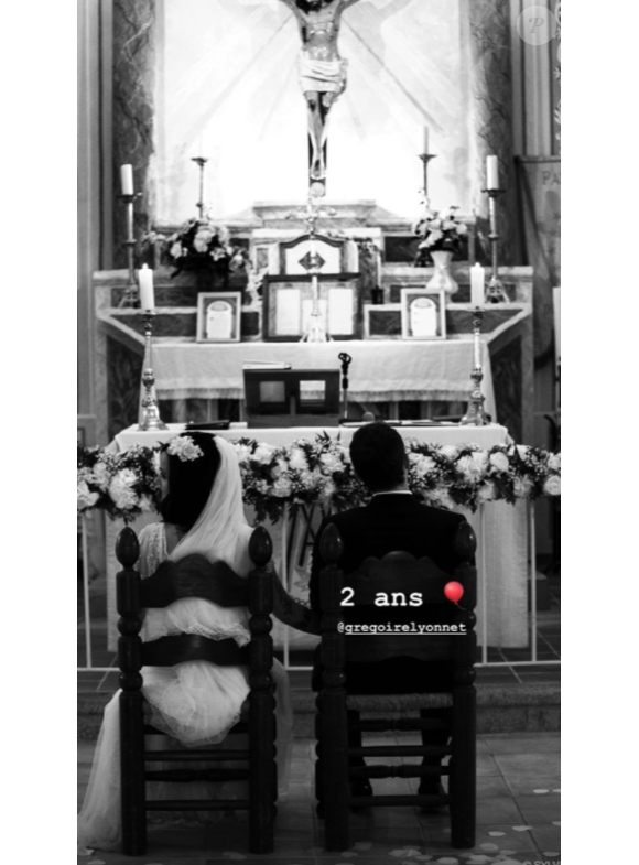 Alizée et Grégoire Lyonnet, le jour de leur mariage le 18 juin 2016. Un cliché dévoilé par Alizée sur Instagram le 18 juin 2018.