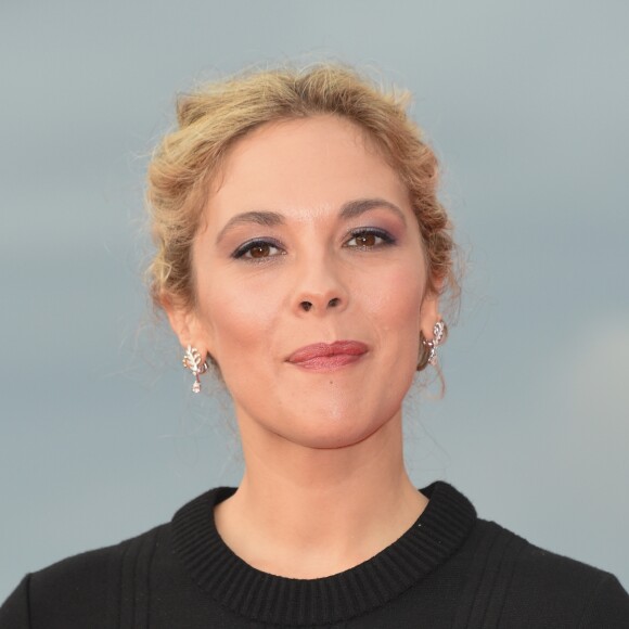 Alysson Paradis - Photocall sur le tapis rouge du festival du film de Cabourg le 16 juin 2018. © Coadic Guirec / Bestimage