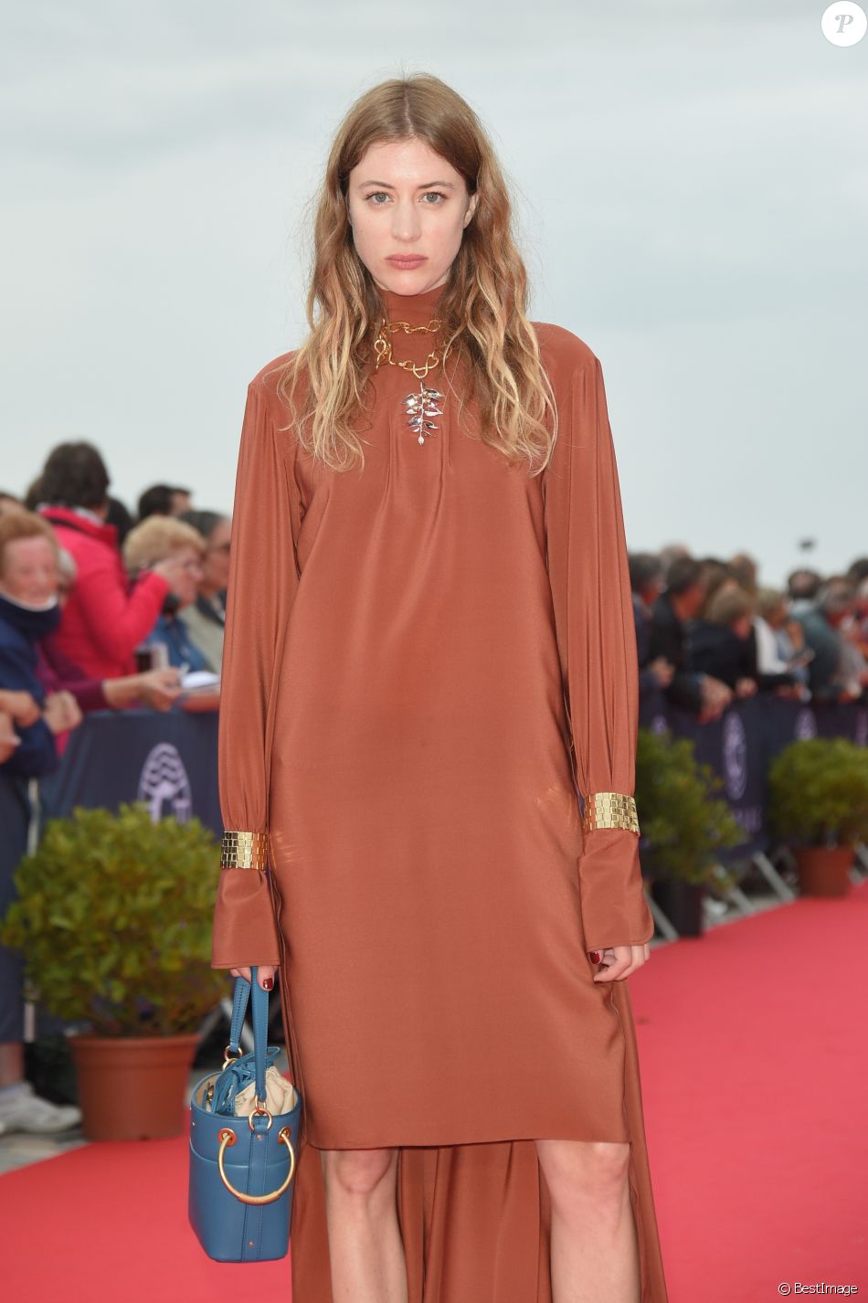 Sigrid Bouaziz - Photocall sur le tapis rouge du festival du film de