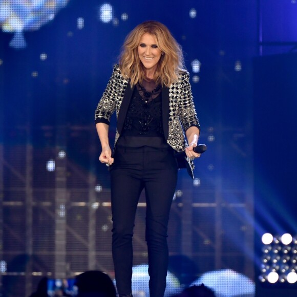 Céline Dion en concert à l'AccorHotels Arena, Paris le 4 juillet 2017. © Lionel Urman/Bestimage