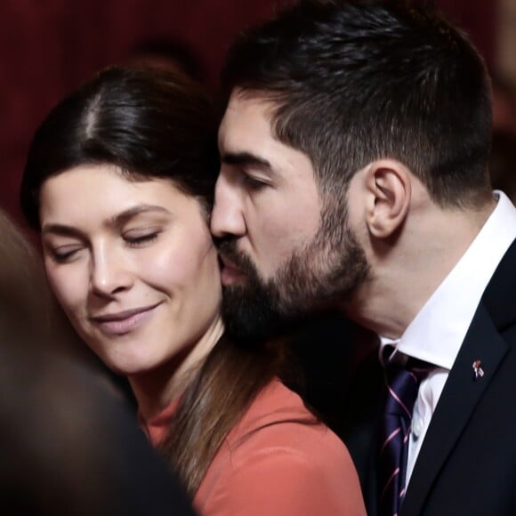 Nikola Karabatic et sa compagne Géraldine Pillet lors de la réception de l'équipe des France de Handball, championne du monde, au palais de l'Elysée à Paris, le 30 janvier 2017, au lendemain de sa victoire en finale de la coupe du monde contre l'équipe de la Norvège. © Stéphane Lemouton/Bestimage