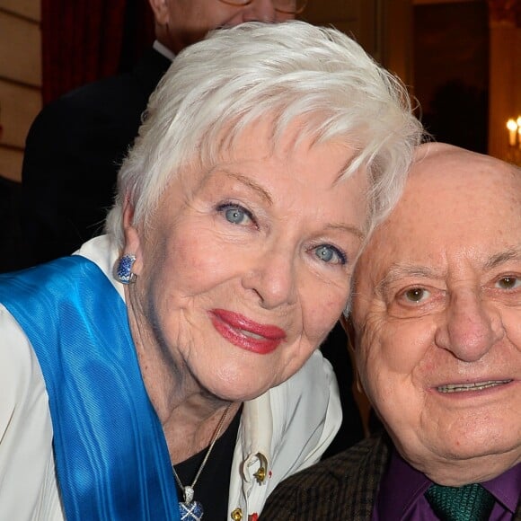 Exclusif - Line Renaud et Pierre Bergé lors de l'élévation de Line au rang de grand-croix de l'ordre national du Mérite, au Palais de l'Elysée à Paris, le 23 mars 2017. © Guirec Coadic/Bestimage