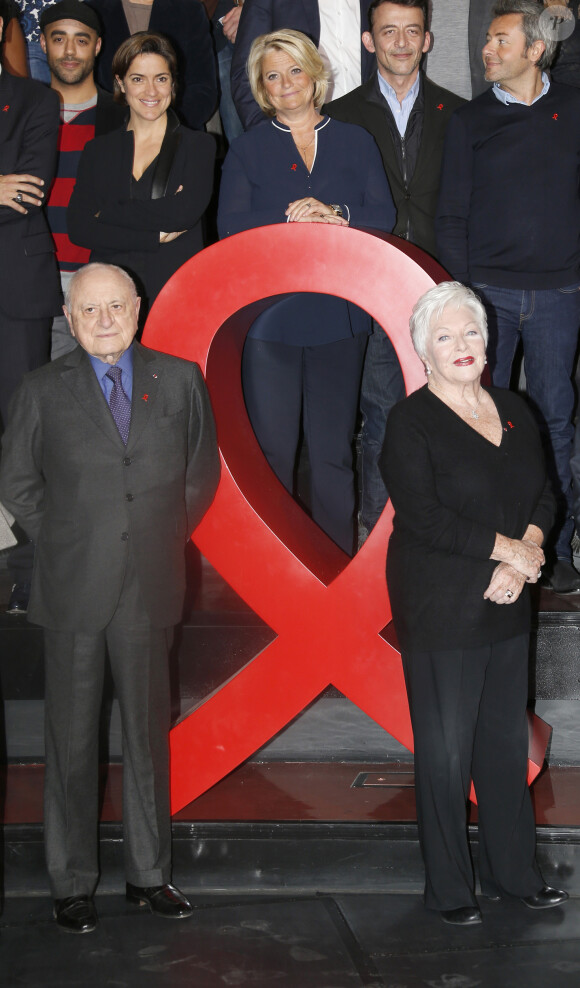 Line Renaud et Pierre Bergé, soirée SIDACTION au musée du quai Branly à Paris le Lundi 2 Mars 2015.