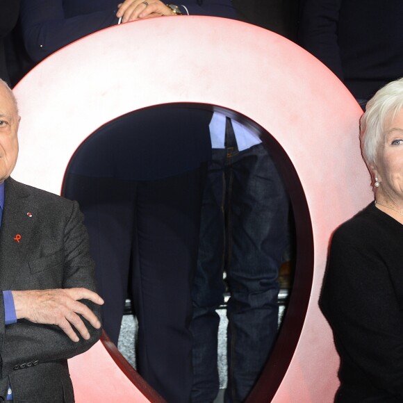 Line Renaud et Pierre Bergé, soirée SIDACTION au musée du quai Branly à Paris le Lundi 2 Mars 2015.