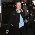 Lena Dunham arrive à l'aéroport de Los Angeles (LAX) le 30 mars 2018.