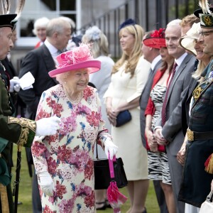 La reine Elizabeth II d'Angleterre lors de la garden party au palais de Holyroodhouse à Edimbourg le 4 juillet 2018.