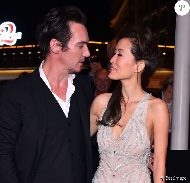 Jonathan Rhys-Meyers, acteur, chanteur et mannequin irlandais, et sa fiancée Mara Lane - Soirée du MIP TV 2016 à l'hôtel Martinez à Cannes. Le 4 avril 2016