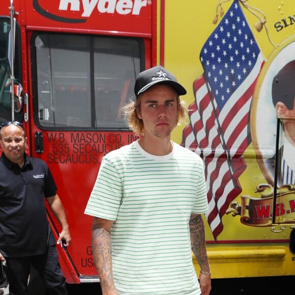 Justin Bieber et sa fiancée Hailey Baldwin se baladent dans les rues de New York le 7 juillet 2018