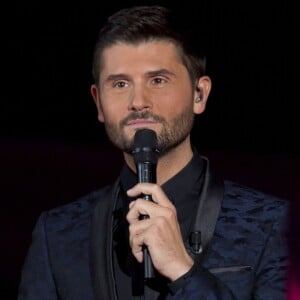 Christophe Beaugrand - Julien remporte Secret Story 10 et 100 000 euros lors de la finale le 17 novembre 2016.