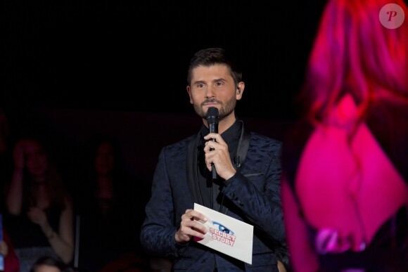 Christophe Beaugrand - Julien remporte Secret Story 10 et 100 000 euros lors de la finale le 17 novembre 2016.