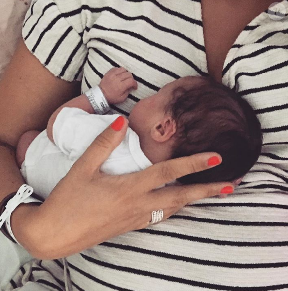 Tiffany de "Mariés au premier regard" à la maternité avec sa fille - Instagram, 19 juillet 2018