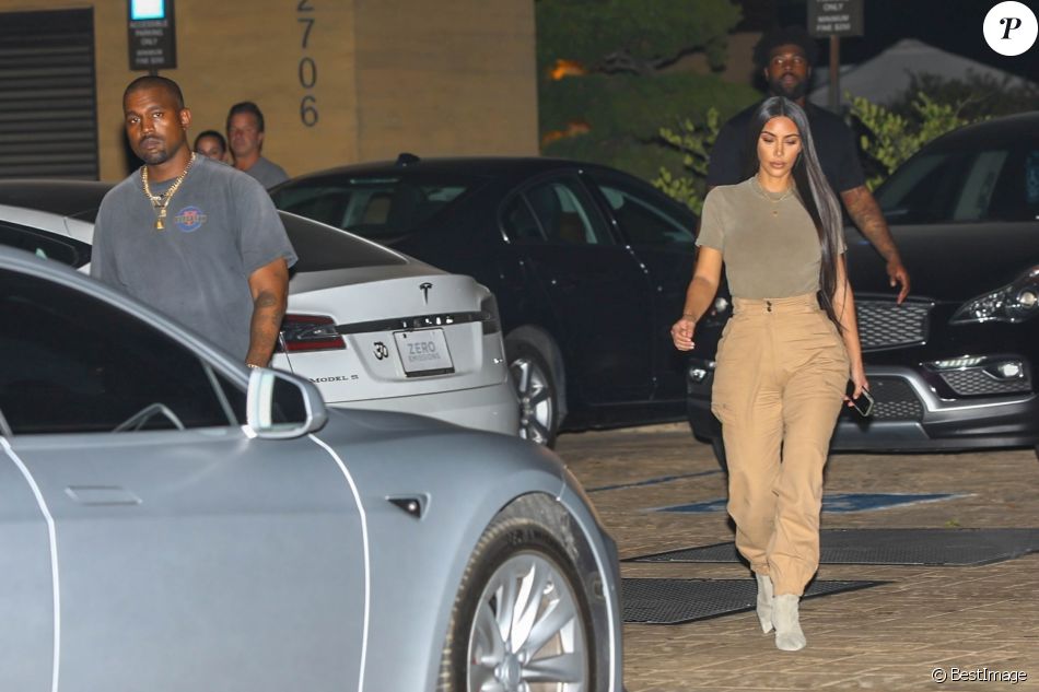 Kim Kardashian Et Kanye West Ont été Dîner Au Restaurant Nobu à Los Angeles Le Couple Quitte Le