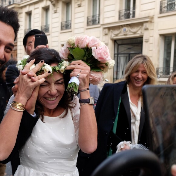 Exclusif - Mariage de Sandra de Matteis et Tomer Sisley à la Mairie du 8ème arrondissement de Paris, en présence de leurs enfants respectifs, Levin, Liv et Dino, de leurs familles et de leurs amis. Le 25 novembre 2017