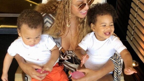 Beyoncé : Maman radieuse avec Sir et Rumi, les jumeaux grandissent !