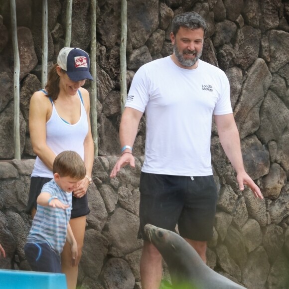Exclusif - Ben Affleck et Jennifer Garner se retrouvent avec leurs enfants Violet, Seraphina et Samuel pour Pâques à Honolulu à Hawaii, le 2 avril 2018