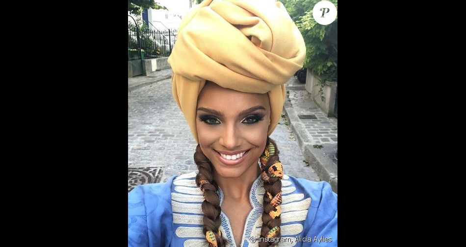 Alicia Aylies (Miss France 2017) lors d&#039;un shooting photo - Instagram, juillet 2018