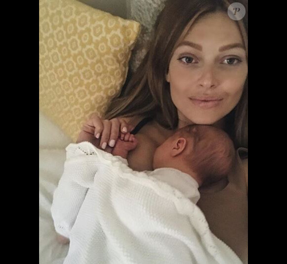 Caroline Receveur, maman pour la première fois d'un petit garçon prénommé Marlon - Instagram, 11 juillet 2018
