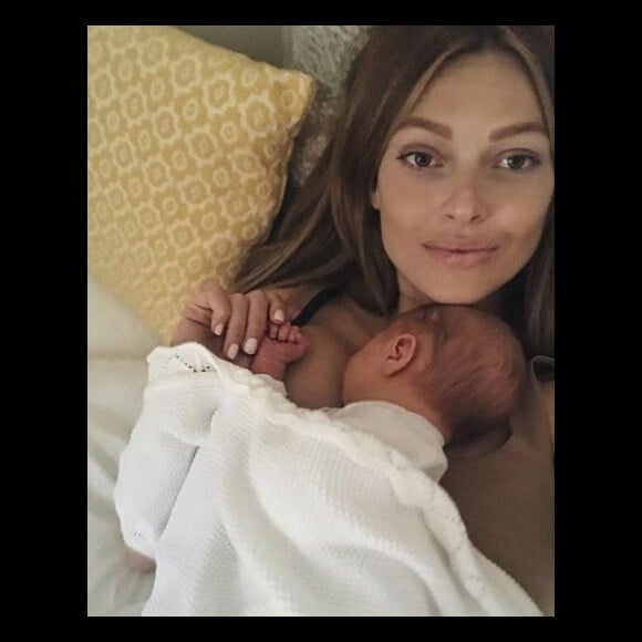 Caroline Receveur, maman pour la première fois d'un petit garçon prénommé Marlon - Instagram, 11 juillet 2018