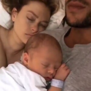 Caroline Receveur, maman pour la première fois d'un petit garçon prénommé Marlon - Instagram, 6 juillet 2018