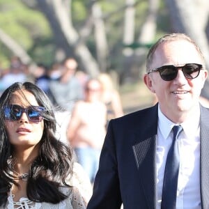 Exclusif - Salma Hayek avec son mari François-Henri Pinault au mariage de Kimbal Musk (le frère de Elon Musk) et de Christiana Wyly à Gérone en Catalogne. Le 30 juin 2018.