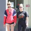 Exclusif - No web - Ashley Benson et Cara Delevingne sont allées se faire pouponner dans le spa Lunchbox Wax à West Hollywood, le 7 août 2018  For germany call for price Exclusive - No web - Ashley Benson and Cara Delevingne are spotted out for a spa day with a friend at Lunchbox Wax. The pair who are rumored to be dating stopped to grab a couple of iced coffees after their wax session. 7th august 201807/08/2018 - Los Angeles