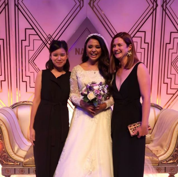 Bonnie Wright et Katie Leung réunies au mariage d'Afshan Azad, le 19 août 2018.