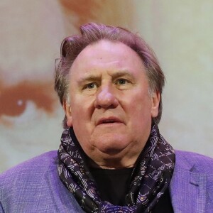 Gérard Depardieu visite une école militaire de jeunes filles à Moscou, le 9 décembre 2017. Artyom Geodakyan / Itar Tass / Bestimage French actor