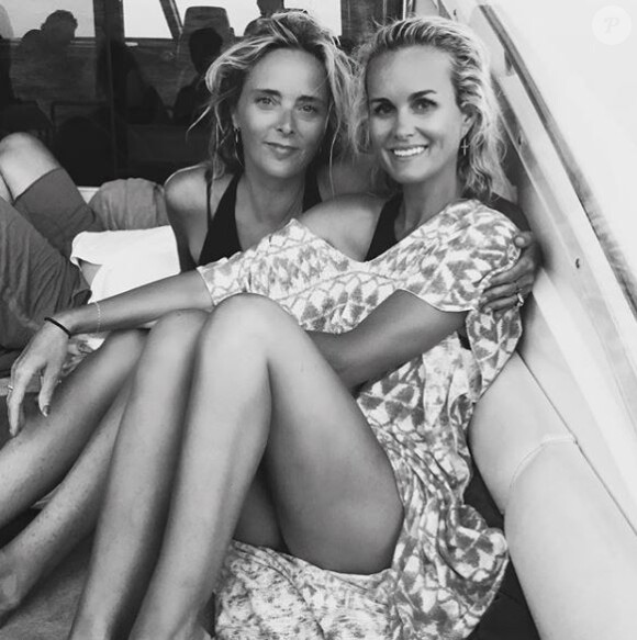 Laeticia Hallyday avec son amie Marie Poniatowski sur Instagram le 22 août 2015.