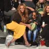 Beyoncé, sa fille Blue Ivy Carter, Tina Knowles et son mari Richard Lawson assistent au NBA All-Star Game 2018 au Staples Center. Los Angeles, le 18 février 2018.