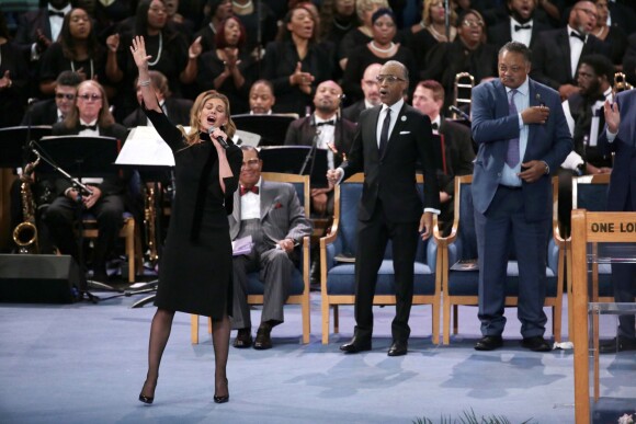 Faith Hill chantant à la cérémonie d'hommage organisée en la mémoire d'Aretha Franklin à Détroit le 31 août 2018