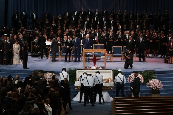 Police stand at the casket of Aretha Franklin during the funeral for the late Aretha Franklin at Greater Grace Temple in Detroit on Friday, Aug. 31, 2018. (Ryan Garza/Detroit Free Press/TNS)00/00/0000 -