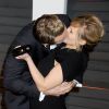 Kristen Bell et son mari Dax Shepard - People à la soirée "Vanity Fair Oscar Party" à Hollywood, le 23 février 2015.