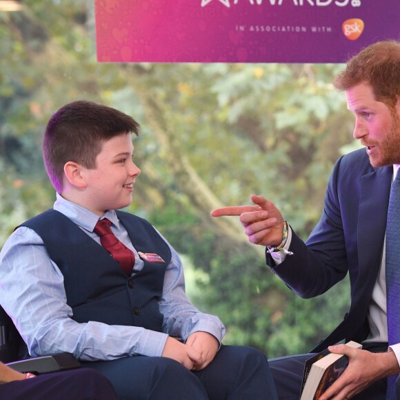Le prince Harry, duc de Sussex, et Meghan Markle, duchesse de Sussex, ont rencontré les lauréats des WellChild Awards lors d'une réception avant le gala annuel de l'association WellChild à l'hôtel Royal Dorchester à Londres le 4 septembre 2018.