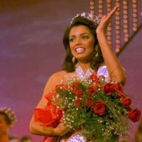 Chelsi Smith (Miss Univers 1995) est morte, à 45 ans seulement