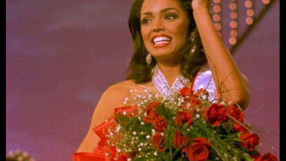 Chelsi Smith (Miss Univers 1995) est morte, à 45 ans seulement