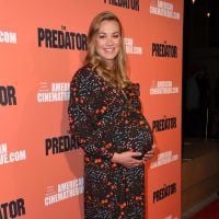 Yvonne Strahovski enceinte : Dernier tapis rouge avant l'accouchement ?